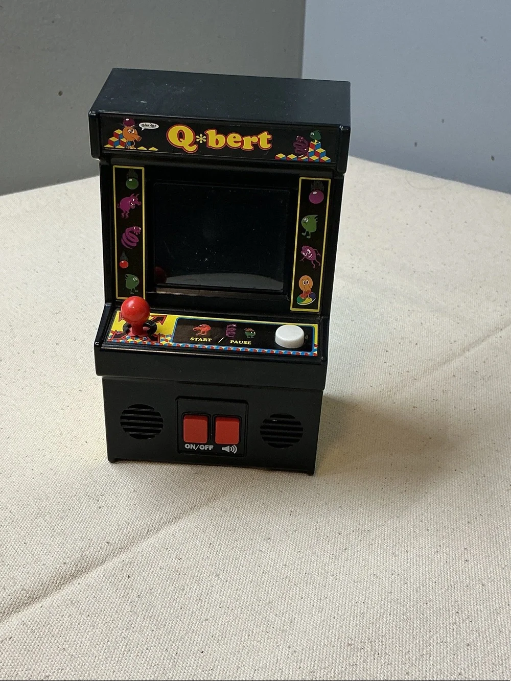 Fun Q*Bert Arcade classic mini game